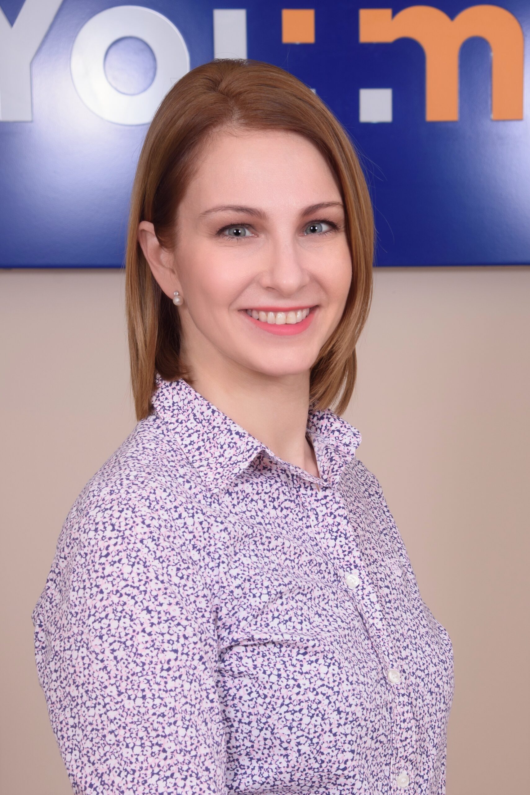 Dr. Ujhelyi Bernadett